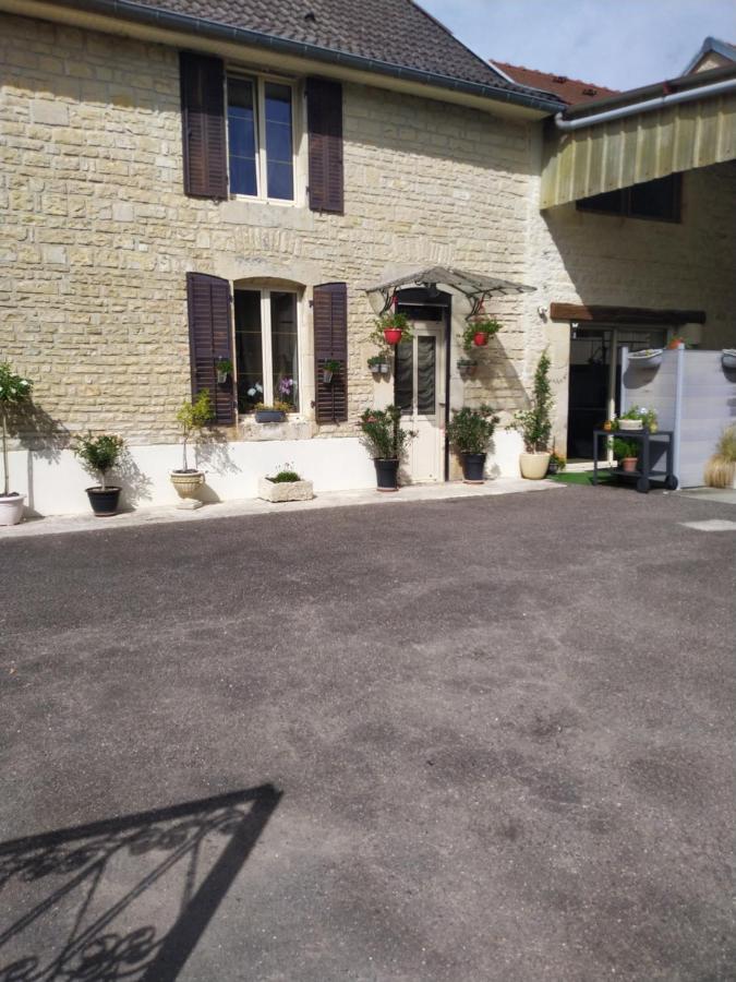 A la maison du Bonheur Lanty-sur-Aube Eksteriør billede